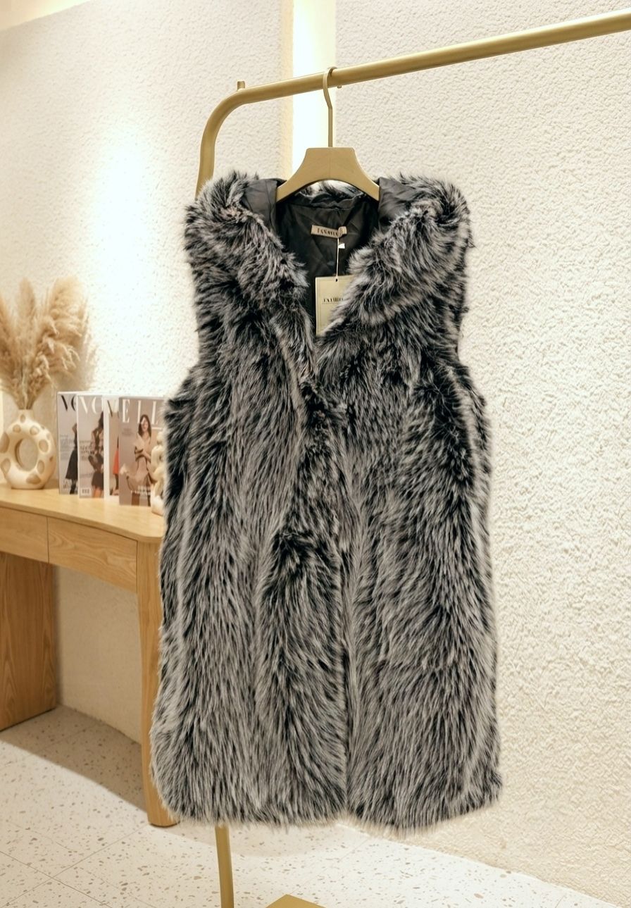 Gilet En Fausse Fourrure À Capuche (x4)
