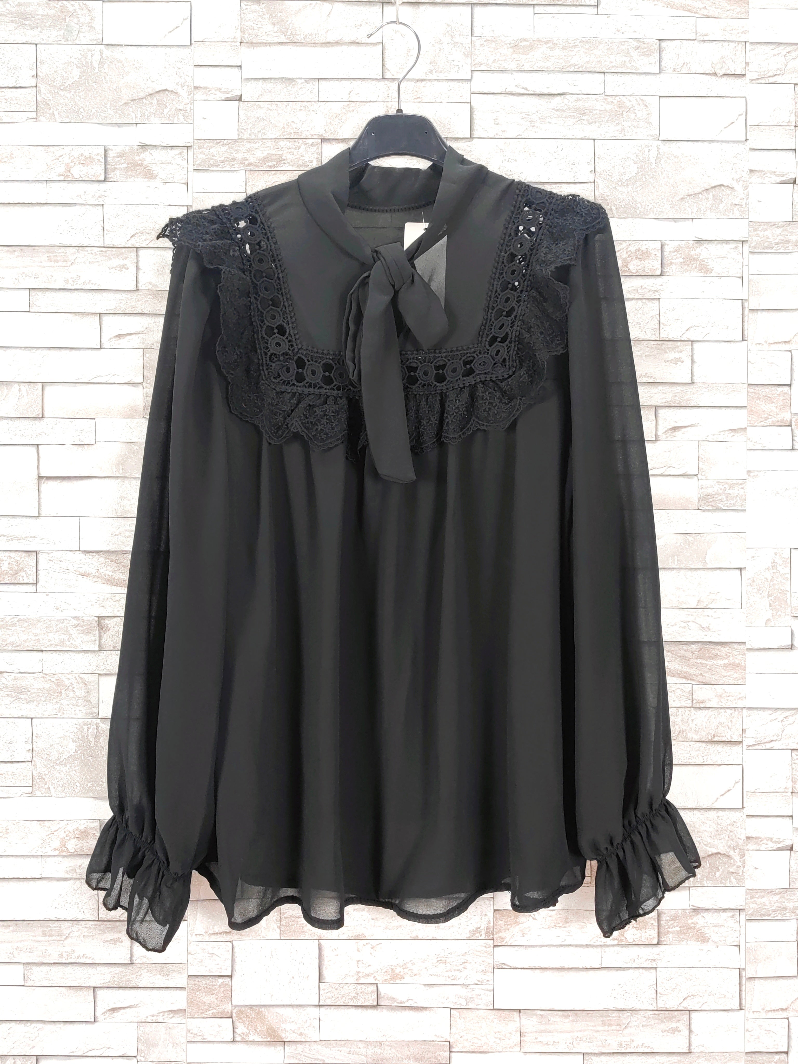 Blouse col lavallière(x9)