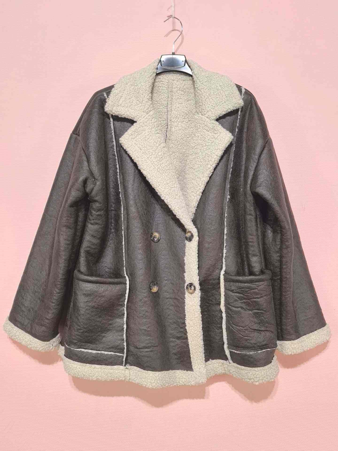 Manteau avec 4 boutons (x3)