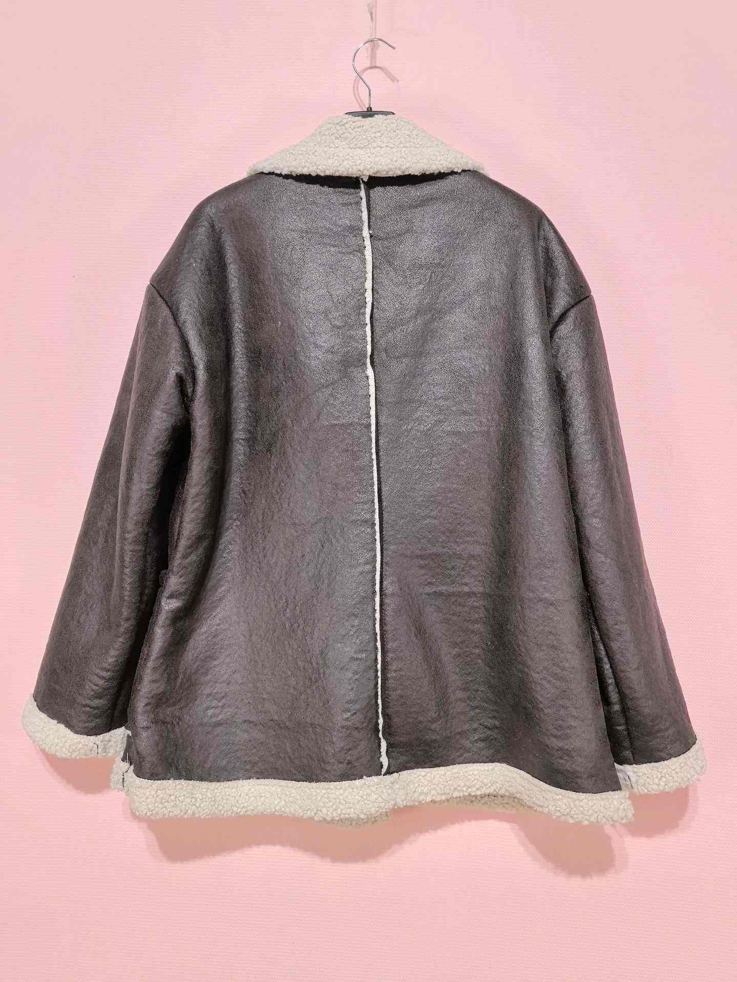 Manteau avec 4 boutons (x3)