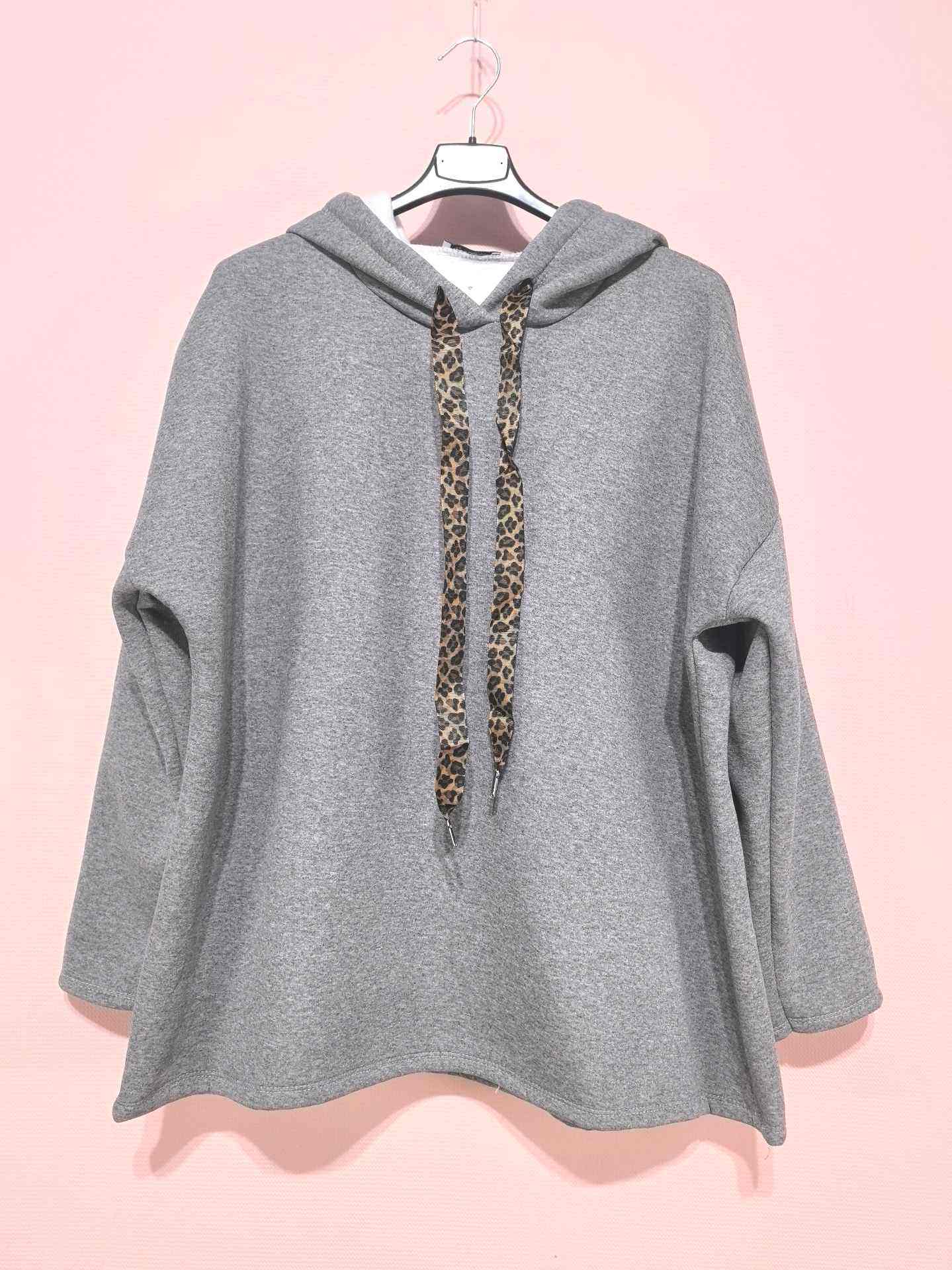 Sweats over size avec capuche(x6)