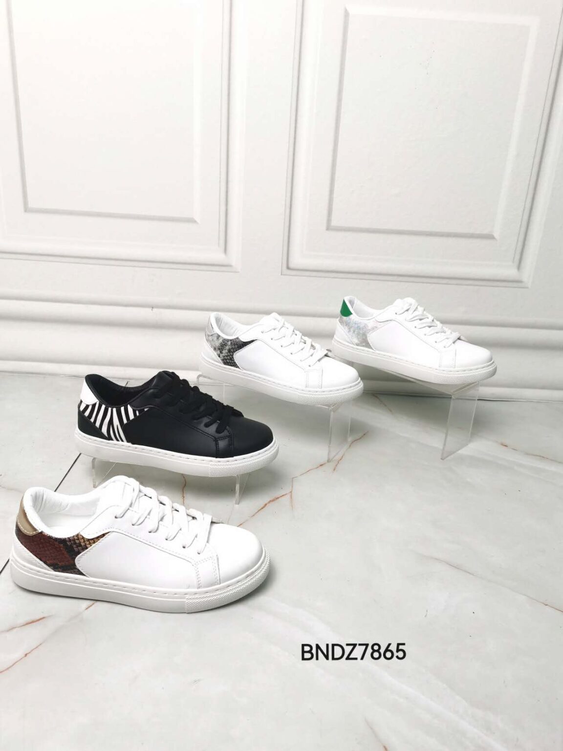 Basket Femme motif panthère(x12)