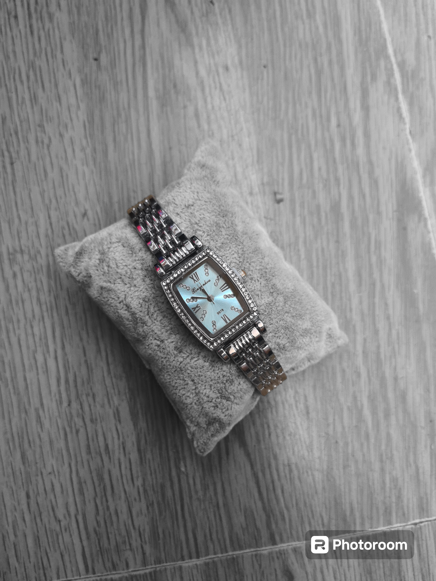 Montres femme bracelets métal 9978 (x5)