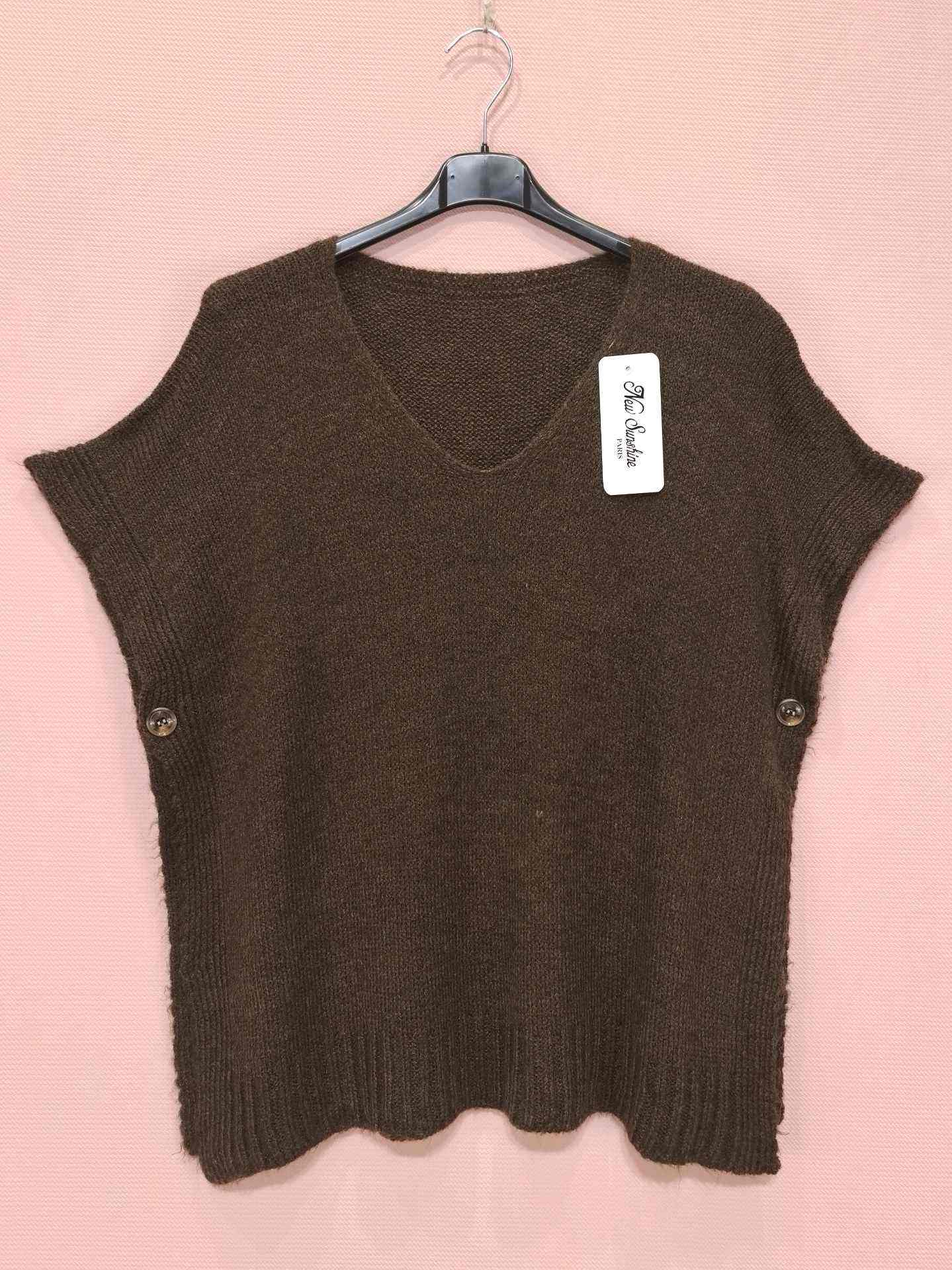 Pull Poncho à Boutons (x9)