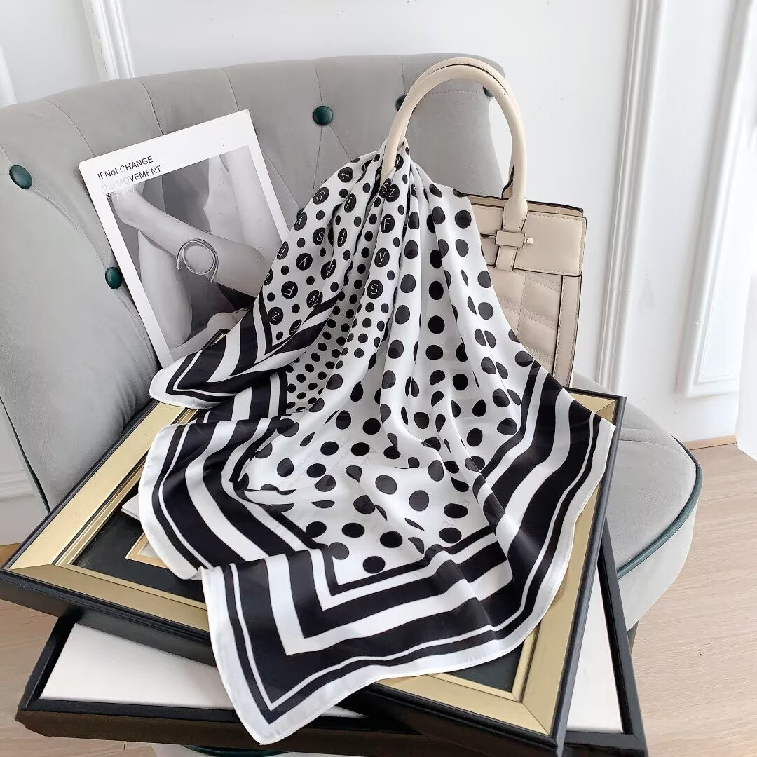 Foulard Carré touche soie 70cmx70cm (x12)#58