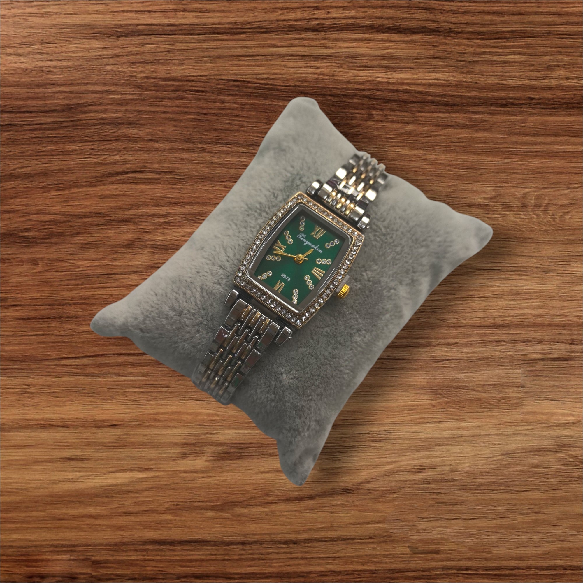 Montres femme bracelets métal 9978A (x5)