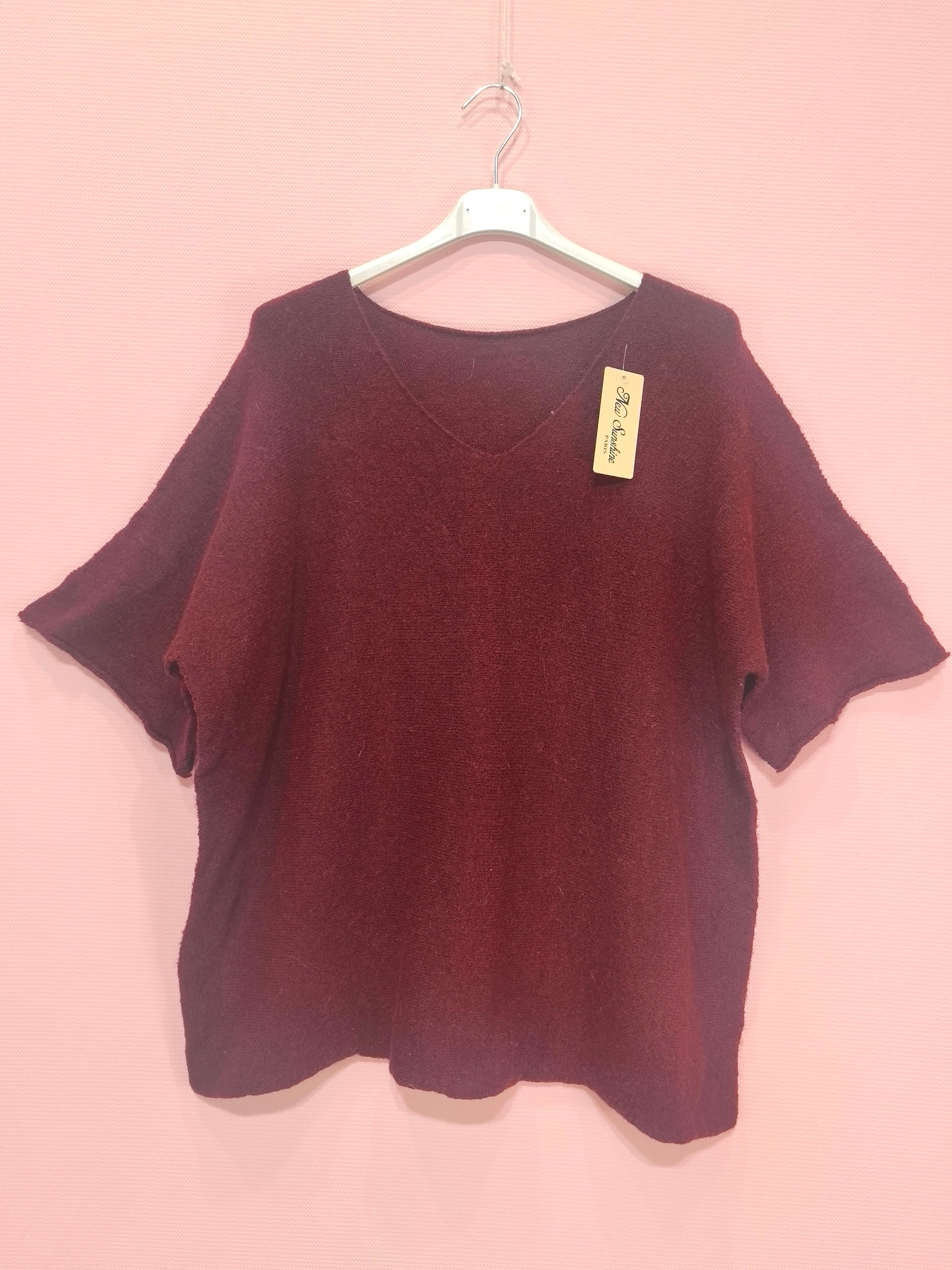 Pull ample manches courtes en maille douce (x8)