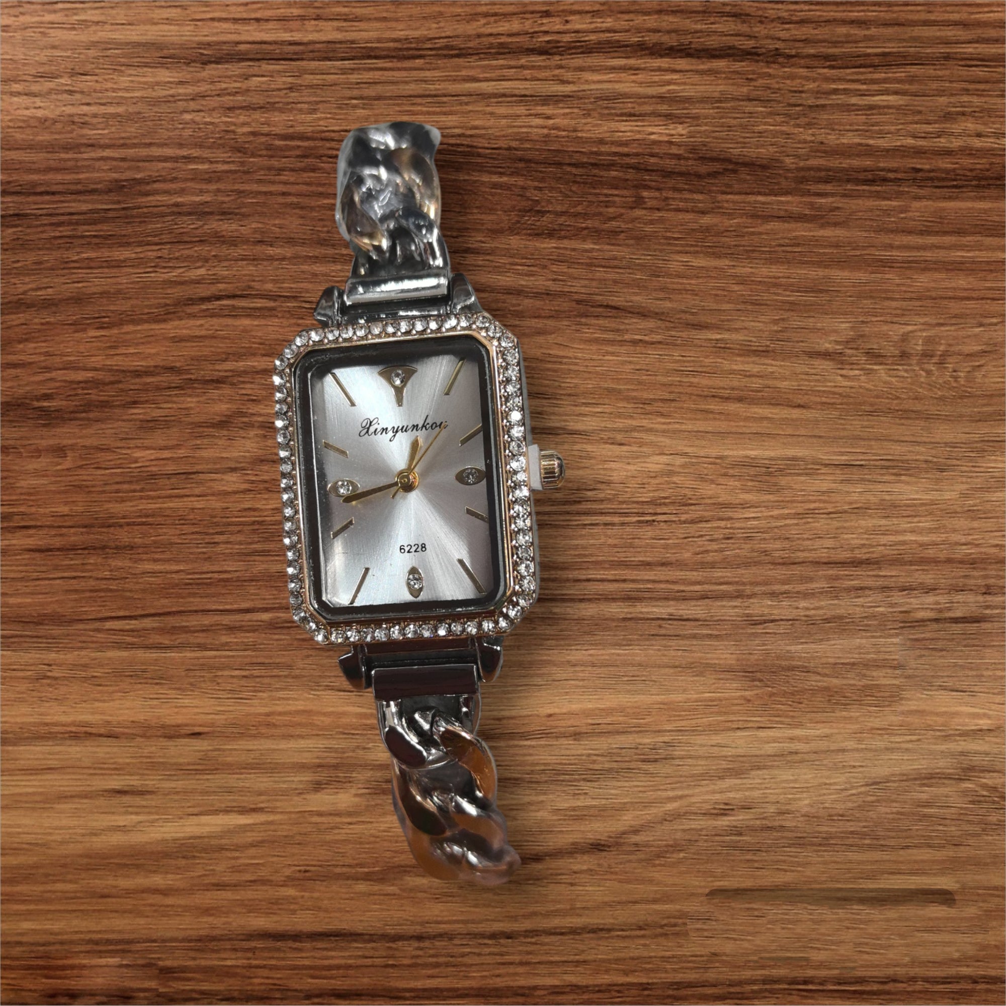 Montres femme bracelets métal 6228B (x5)