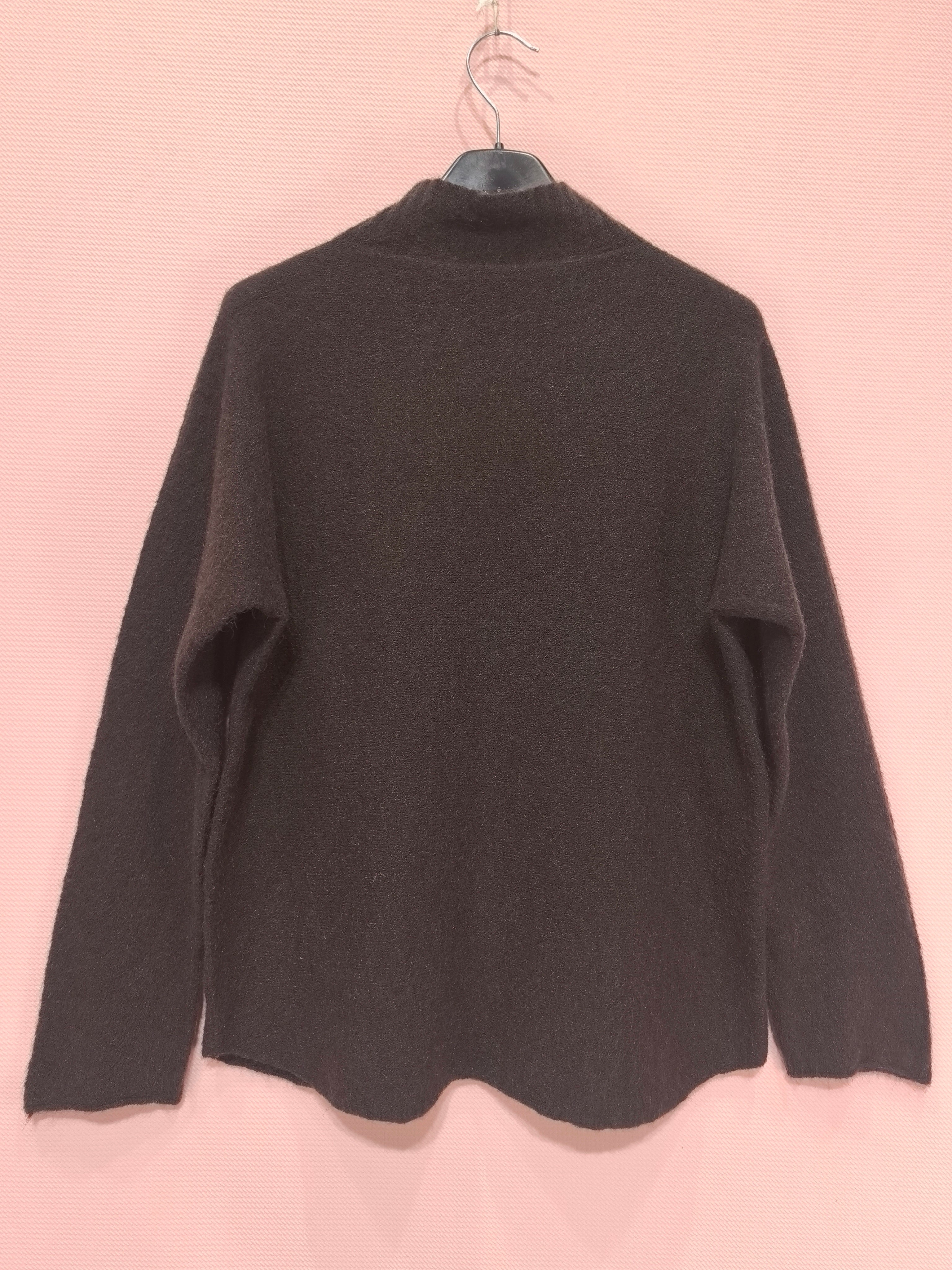 Pull Col Montant (X6)