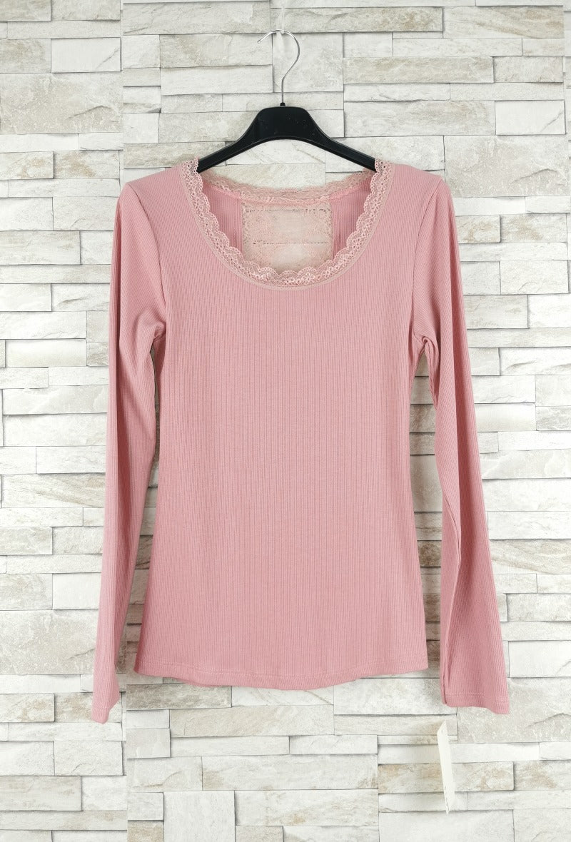 T-shirt en dentelle manche longue (x9)