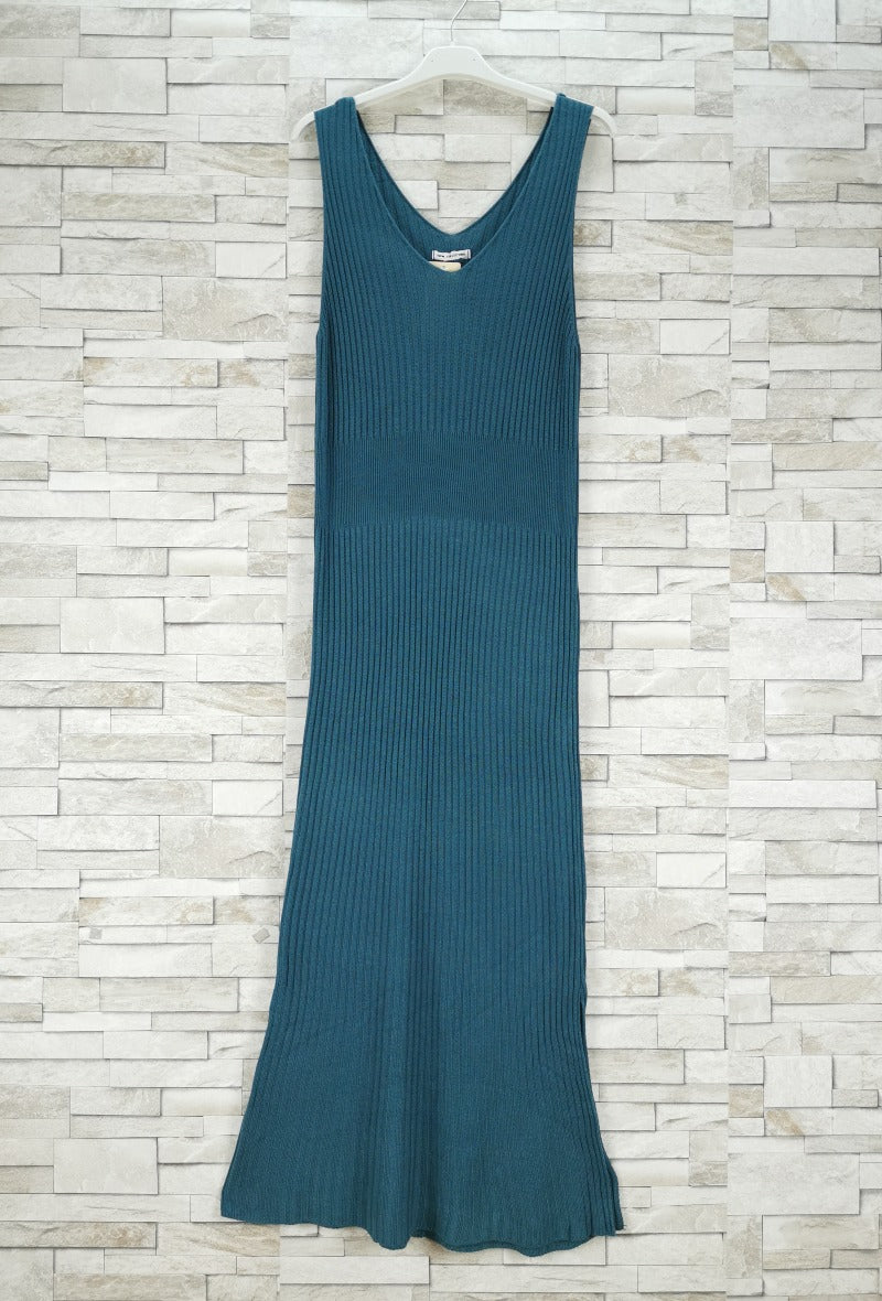 Robe tunique longue sans manche (x9)