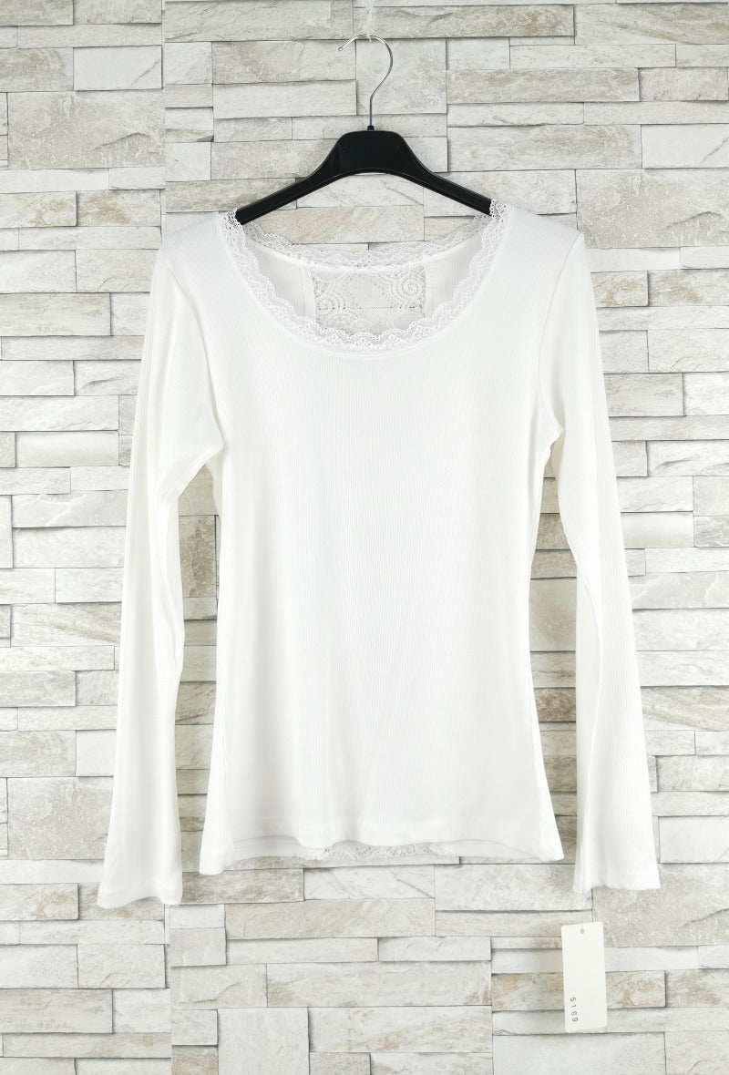 T-shirt en dentelle manche longue (x9)