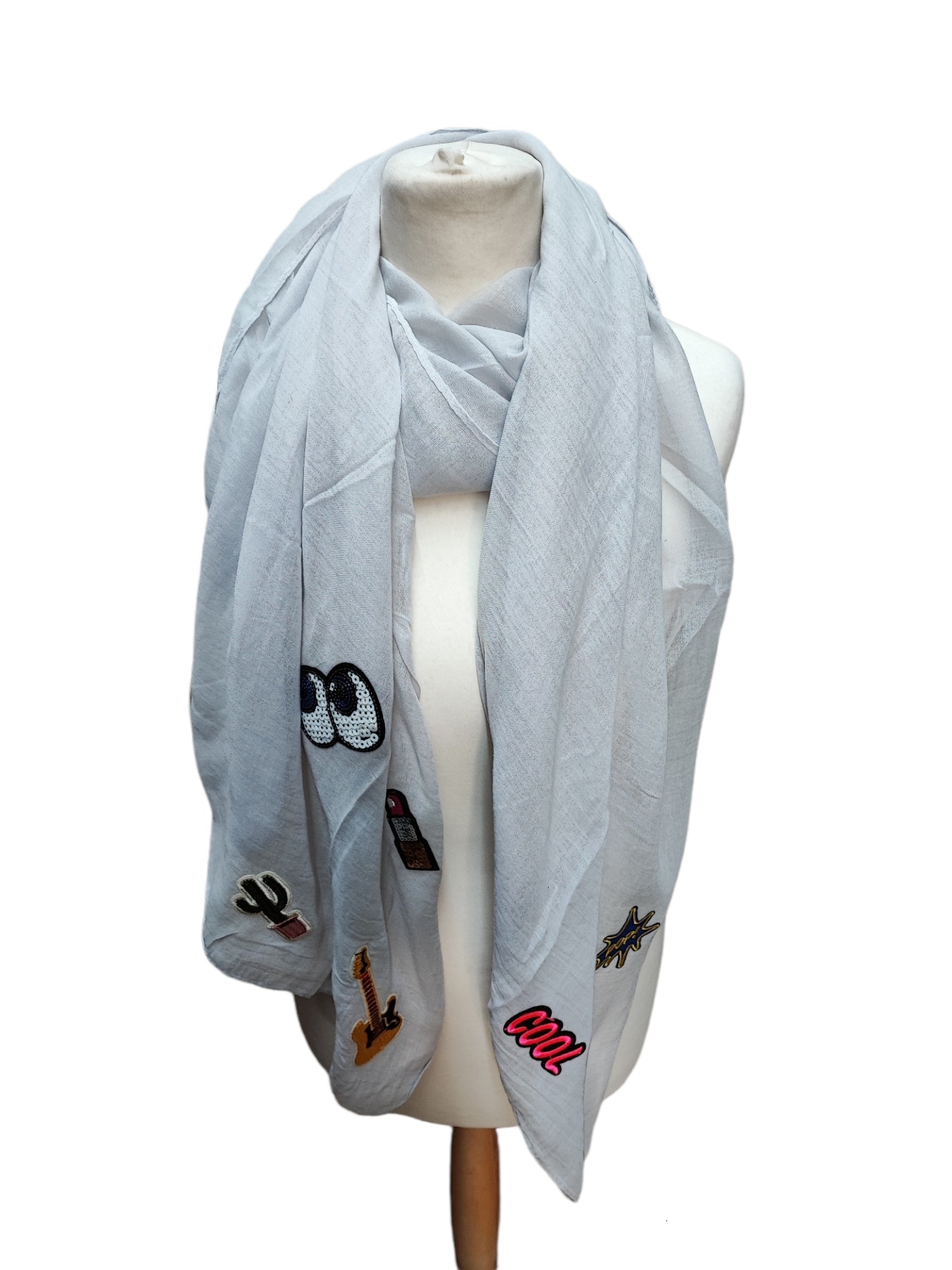 Foulard châle Ecusson brodé thermocollant(x12)
