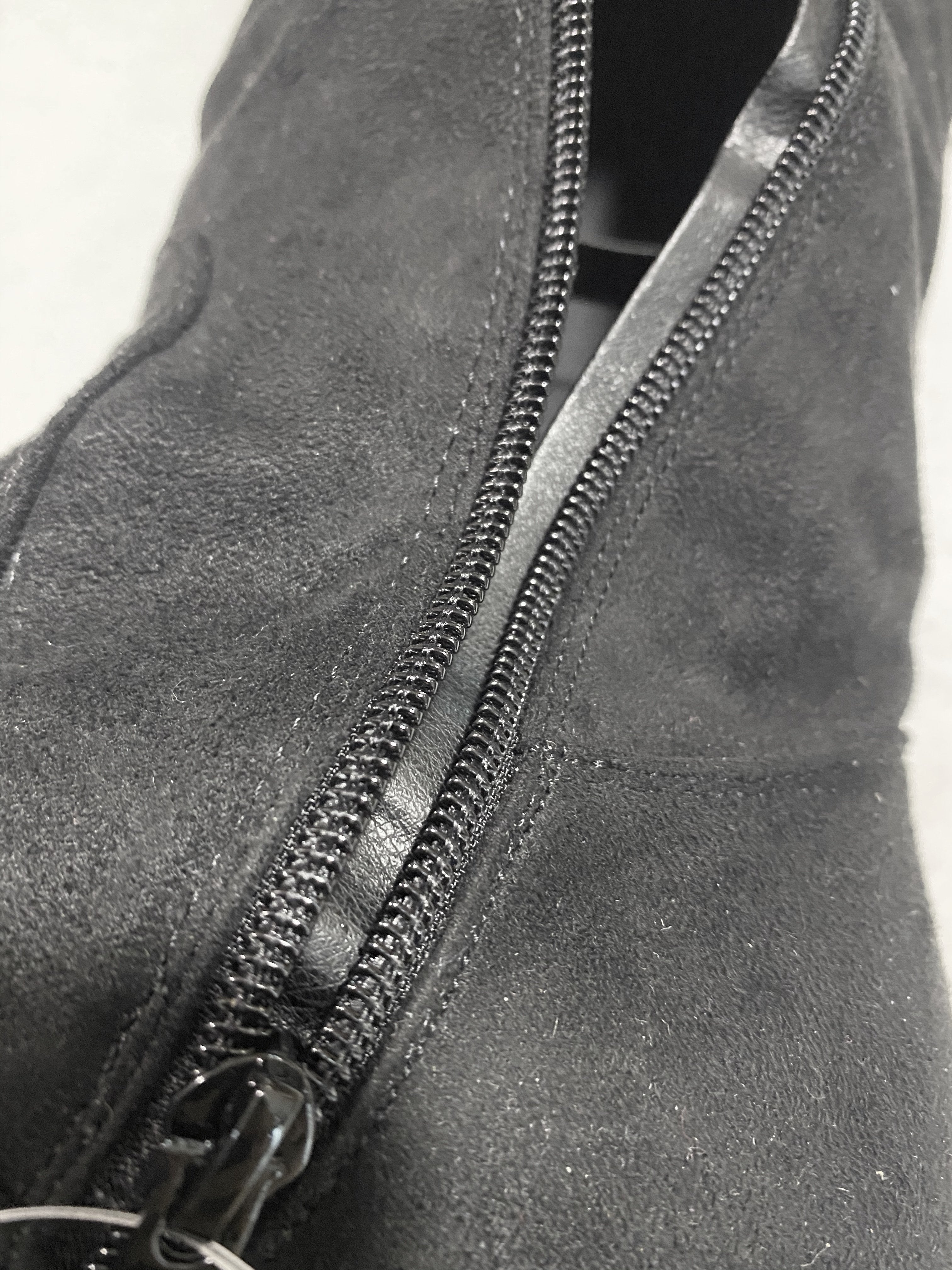 Cuissardes effet daim velours OLIVIA (x12) 19,50€/paire | Grossiste-pro