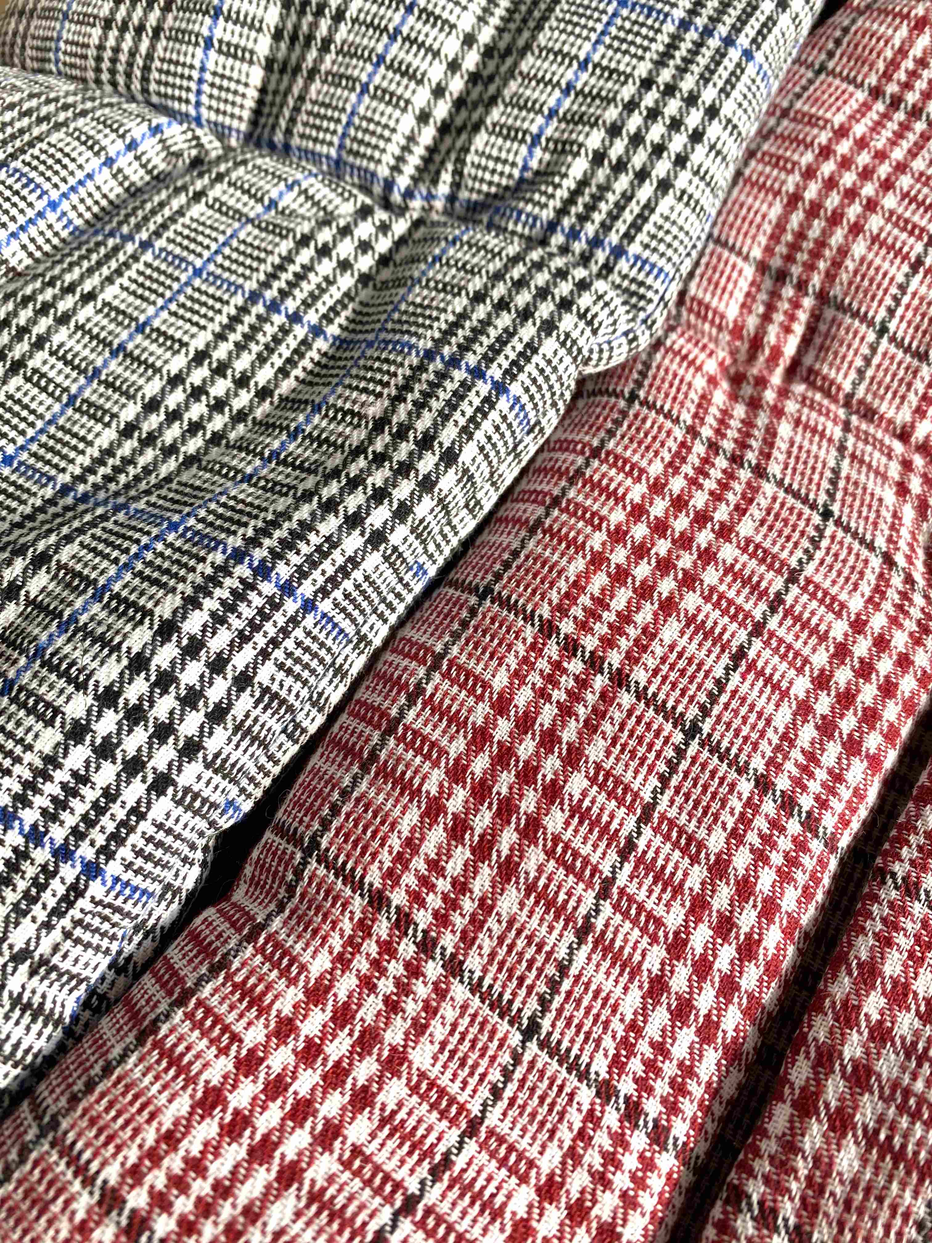 Echarpe col doudoune carreaux (x12) 2,80€/unité | Grossiste-pro