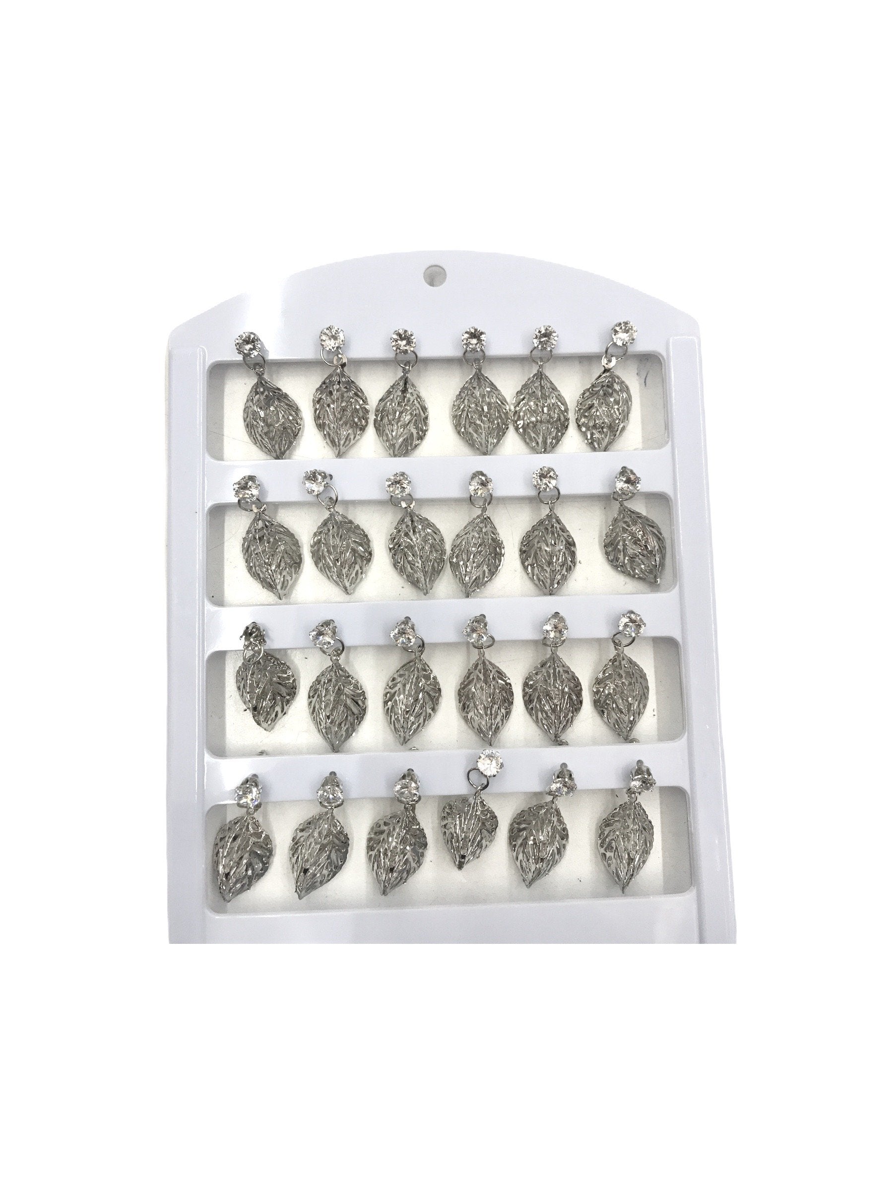 DESTOCKAGE LOT DE 12 - Boucles d'oreilles motif feuille 0,50€/paire | Grossiste-pro
