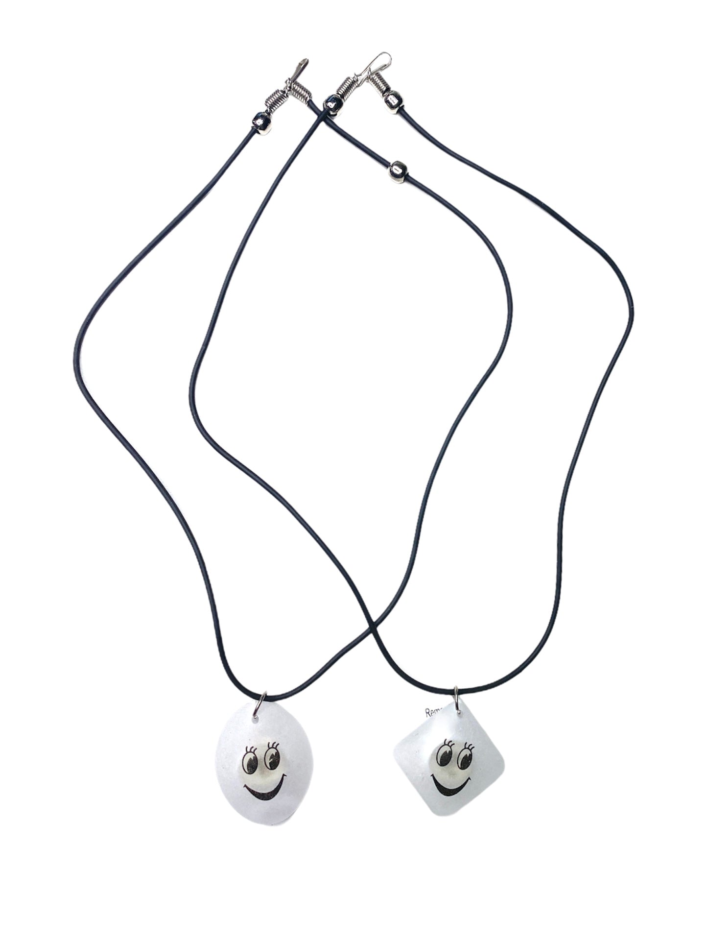 Collier pendentif translucide Smiley (x24)