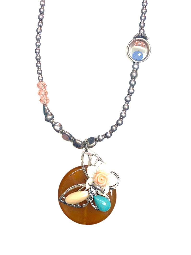 Collier sautoir fantaisie pierre précieuse papillon