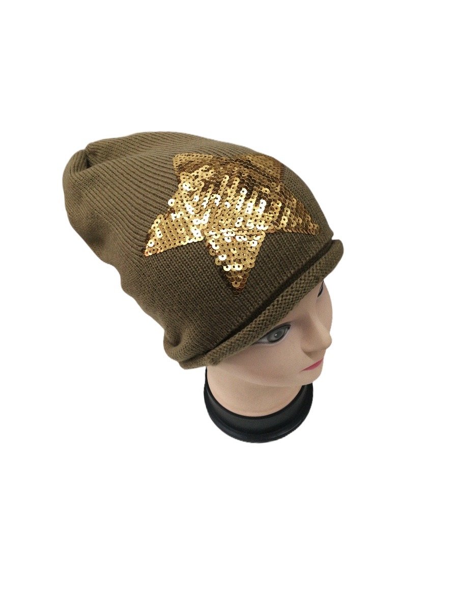 Bonnet long slouch motif étoile (x12) 2,50€/unité | Grossiste-pro