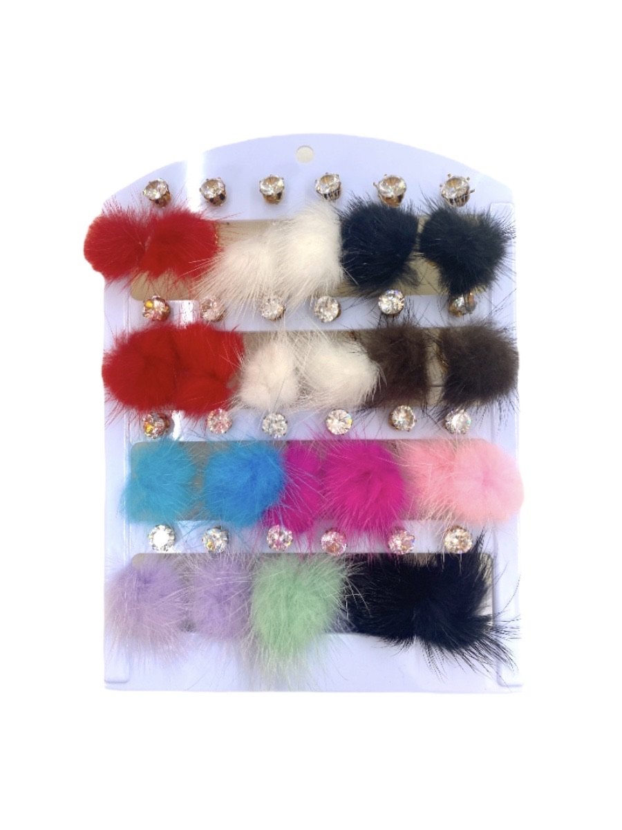 LOT DE 12 - Boucles d'oreilles pompon 0,75€/paire | Grossiste-pro