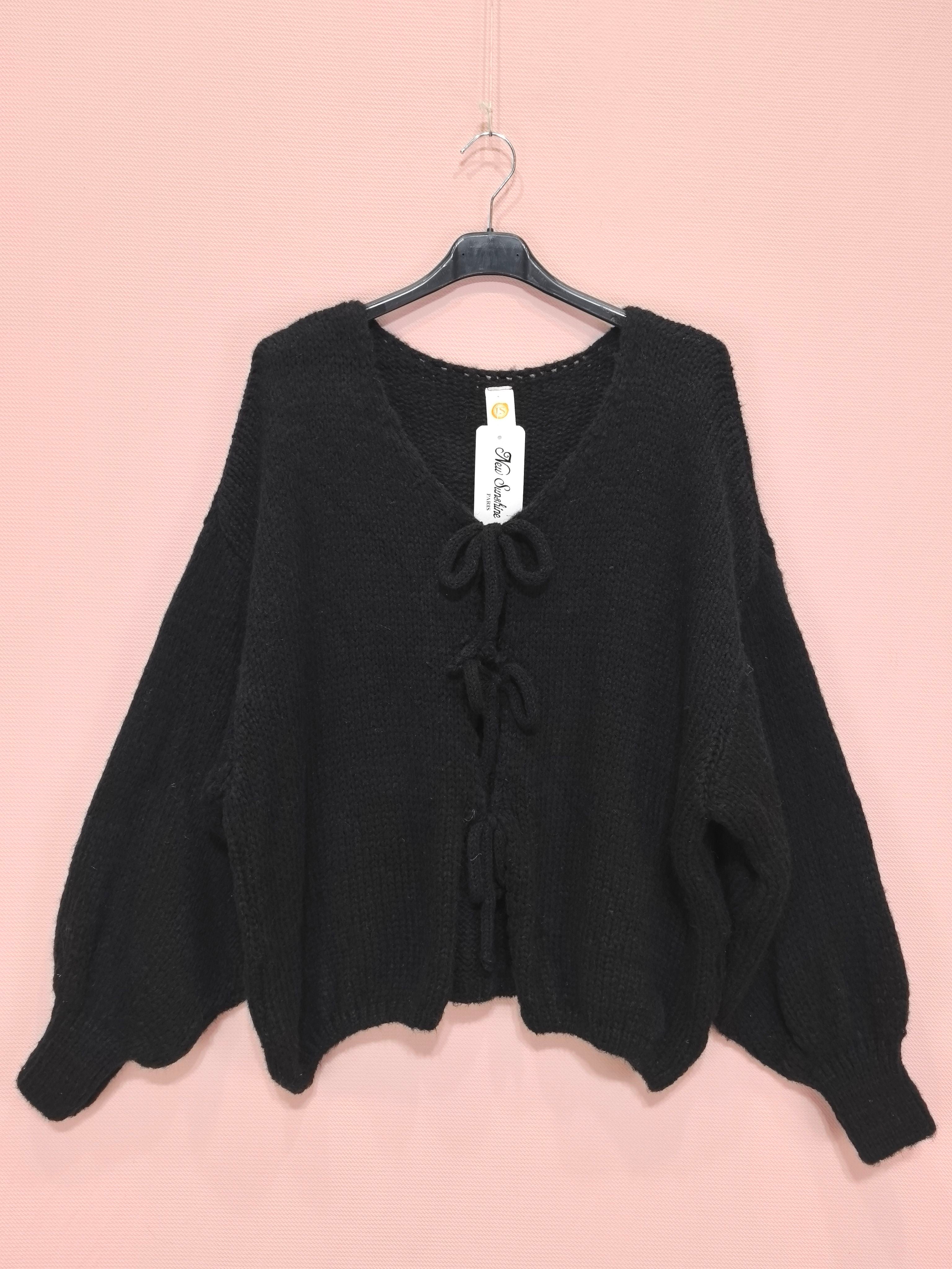 Gilet en maille oversize – fermeture à nœuds (x6)