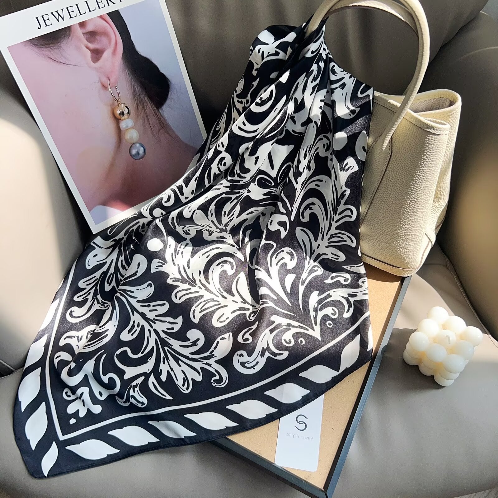 Foulard Carré touche soie 70cmx70cm (x12)#5