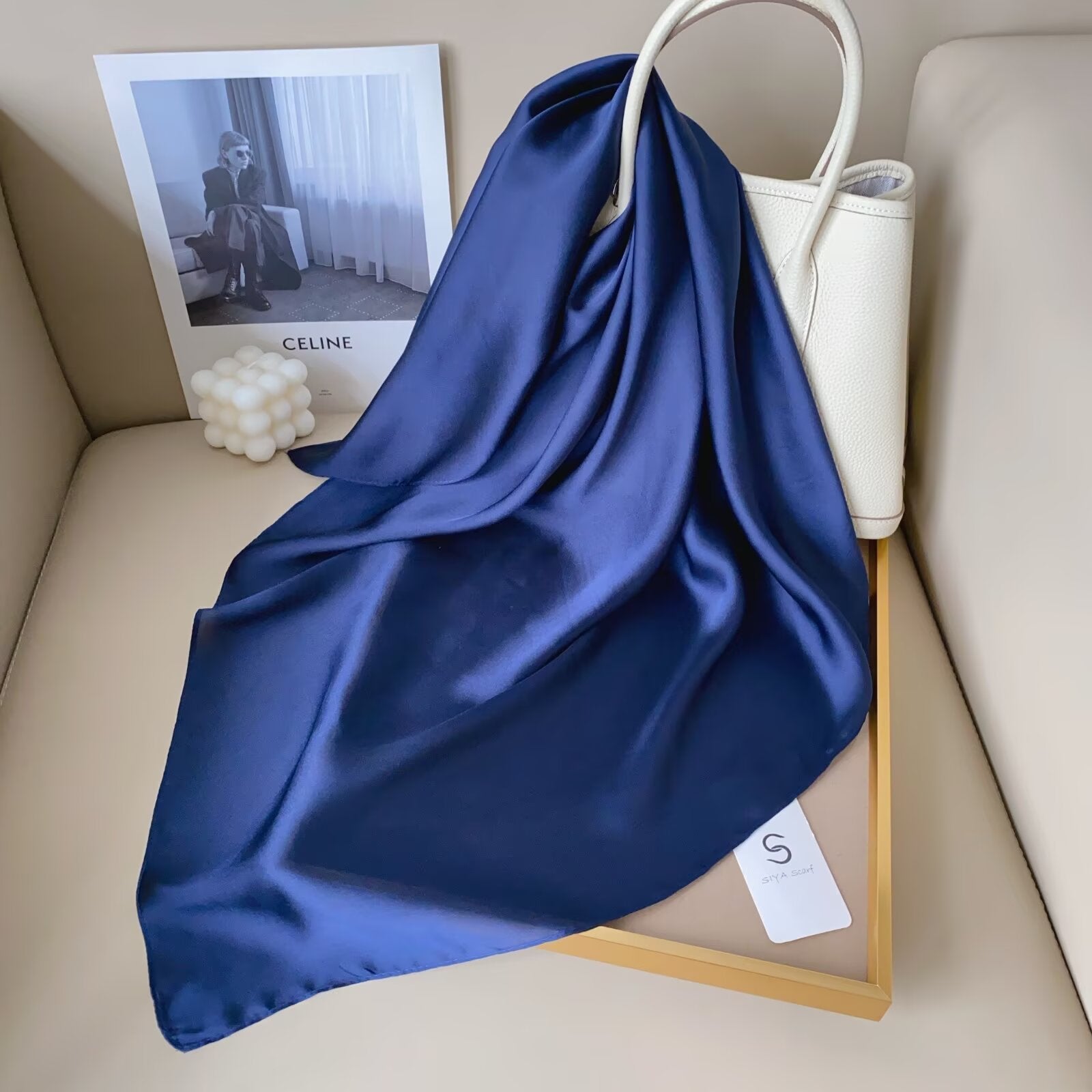 Foulard carré satin soie (x12)