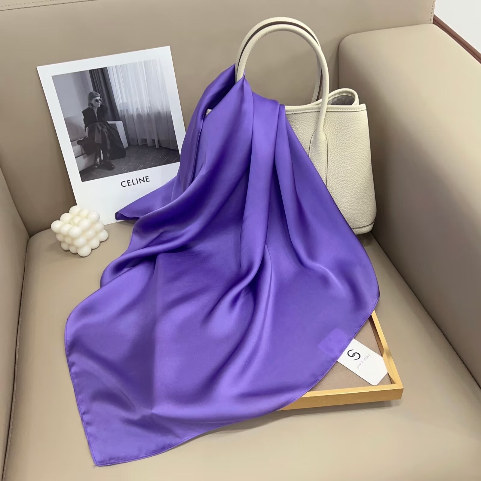 Foulard carré satin soie (x12)