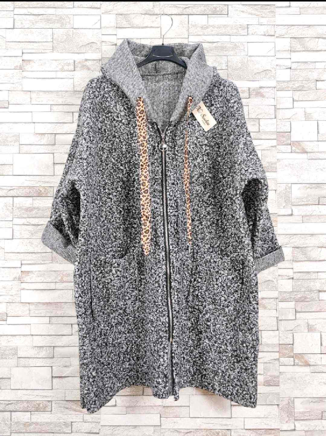 Manteau zippée avec capuche (x6)
