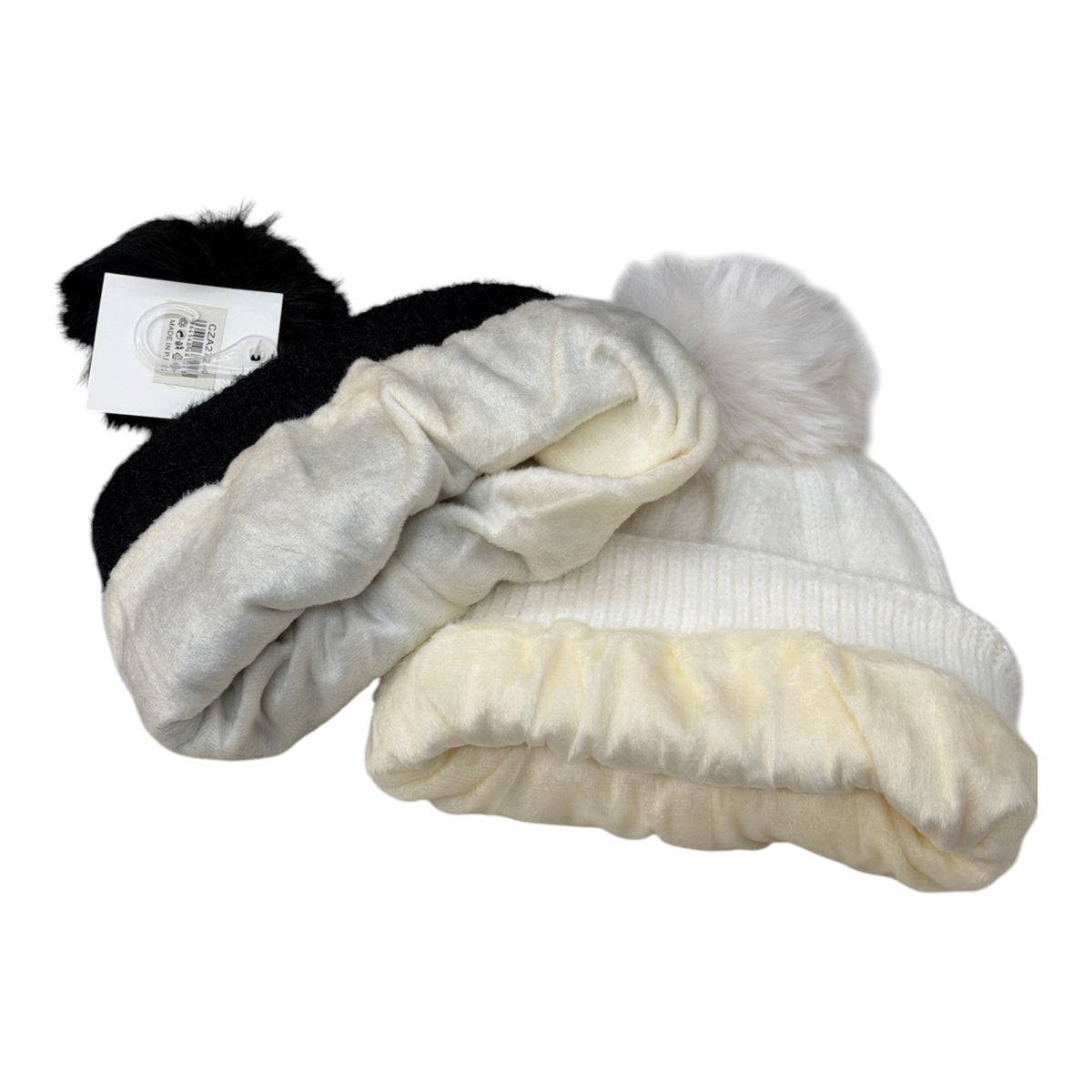 Bonnet tricot torsadé avec pompon et petit cœur (x12)#4
