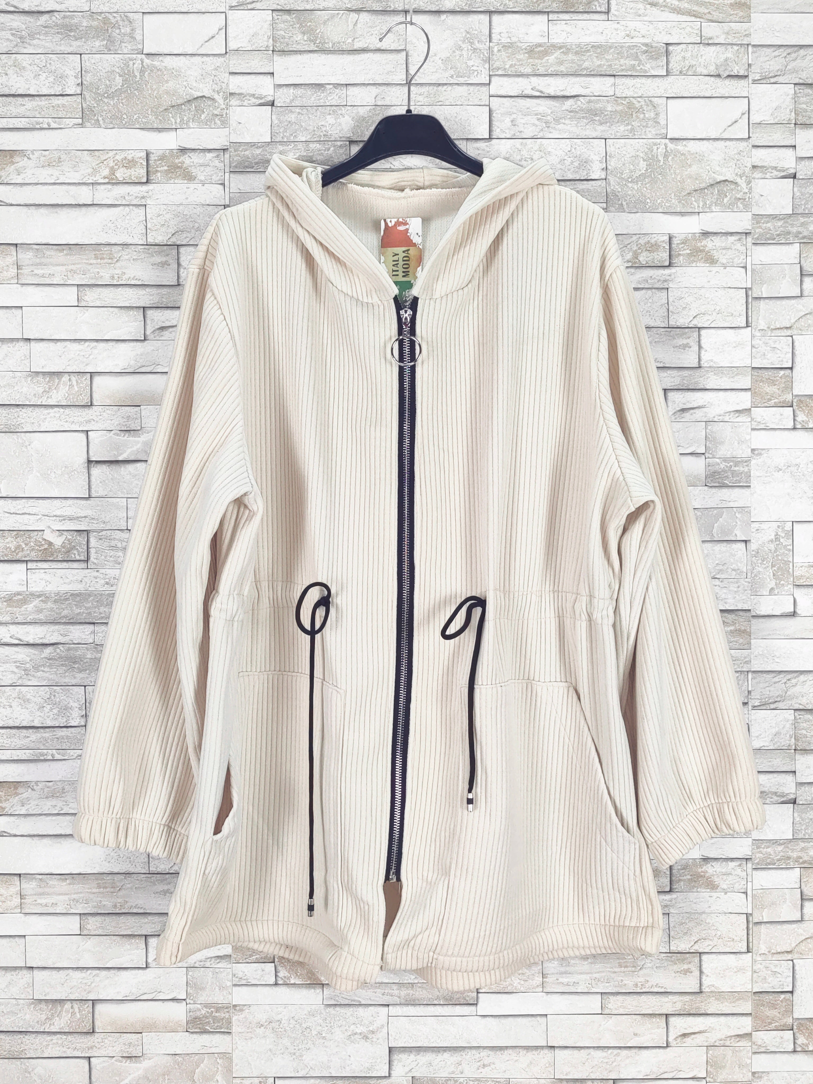 Veste sweat zippé à capuche

(x6)