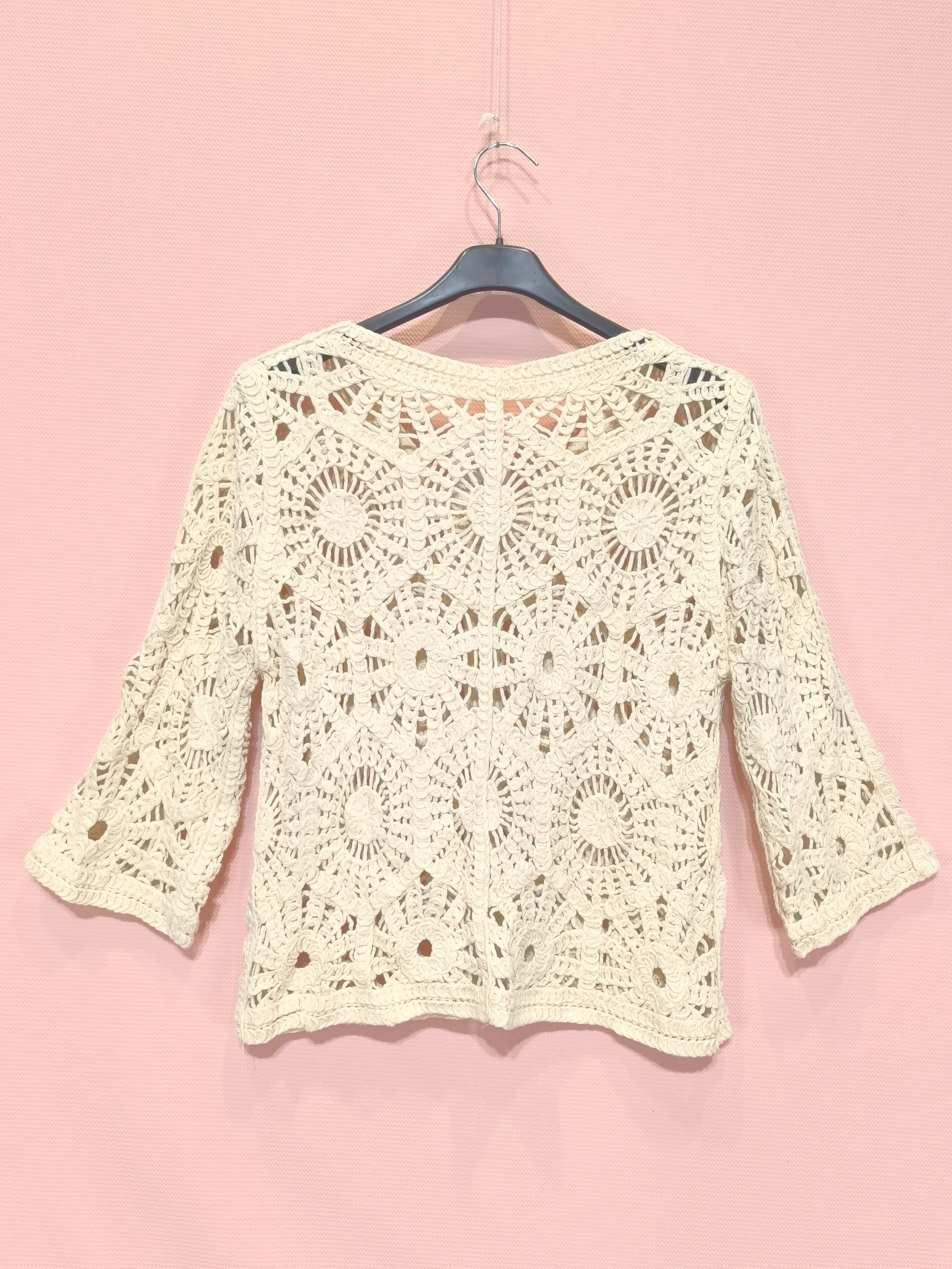 Gilet en crochet ajouré à motifs floraux(x6)