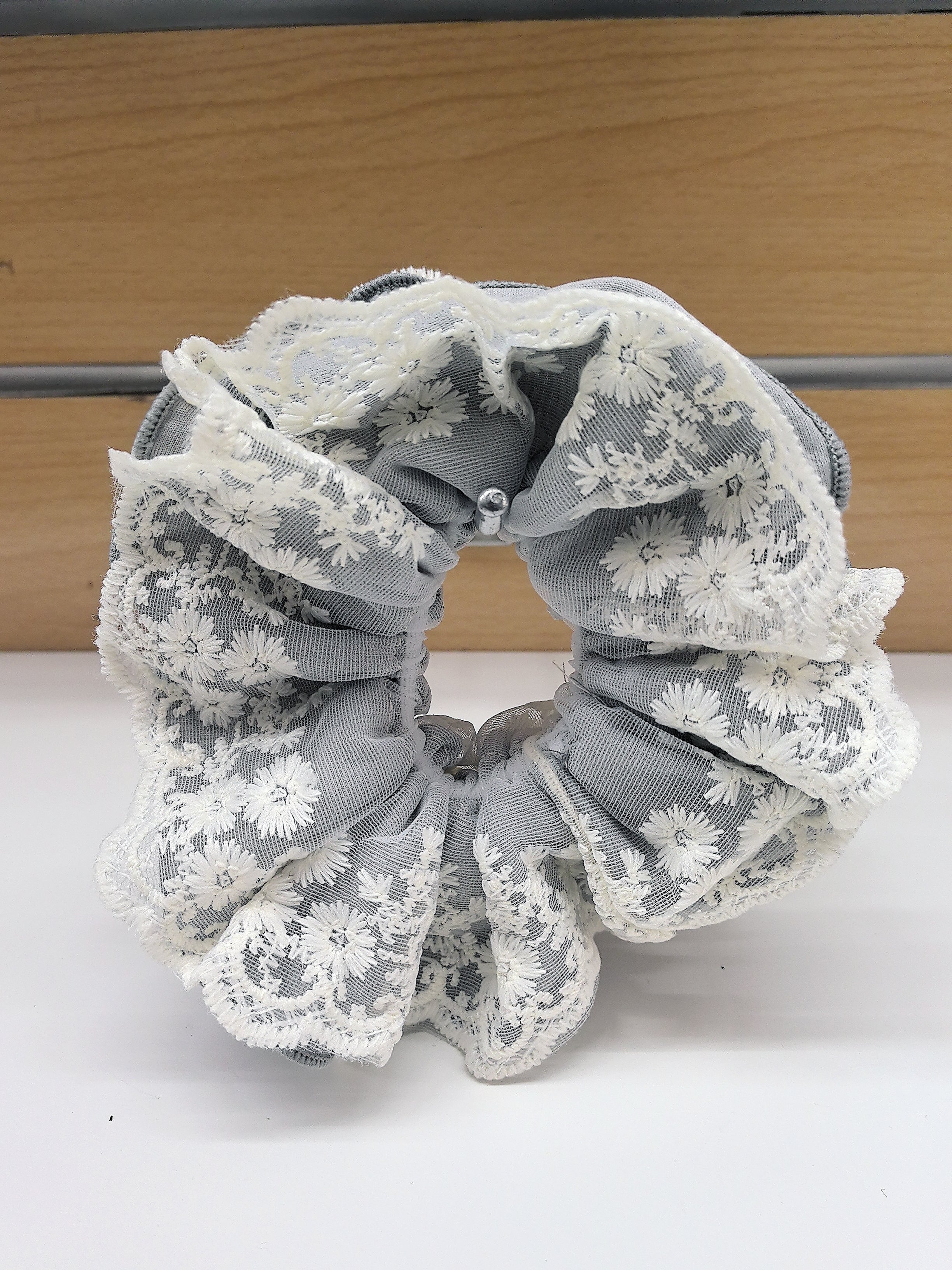 Chouchou cheveux en  dentelle double épaisseur (x12)