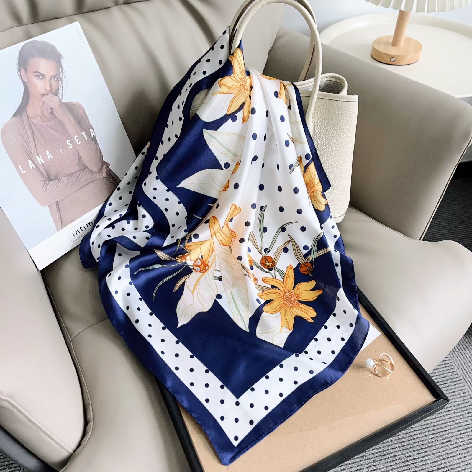 Foulard Carré touche soie 70cmx70cm (x12)#25