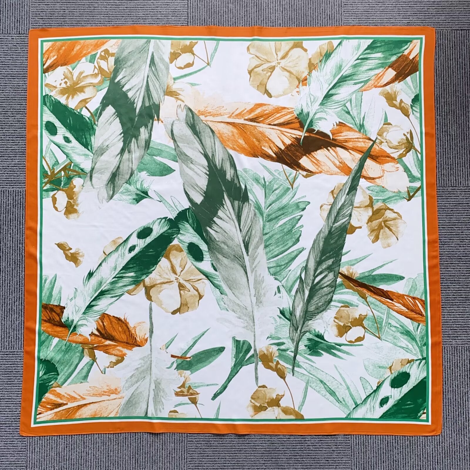 (Copie) Foulard Carré touche soie  130×130cm (x6)#36