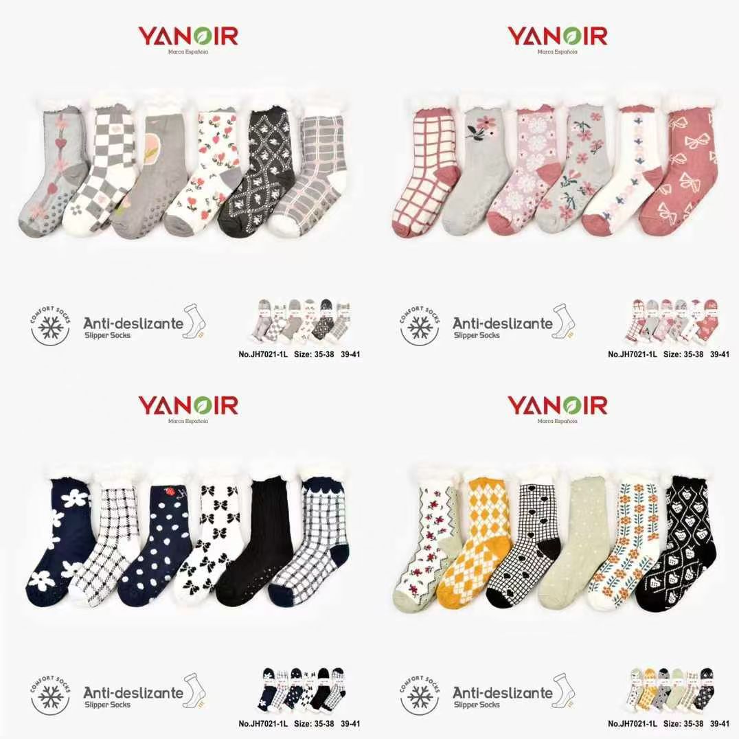 FEMME Chaussettes chaussons fourrées 4motif mélange (x12)/3L