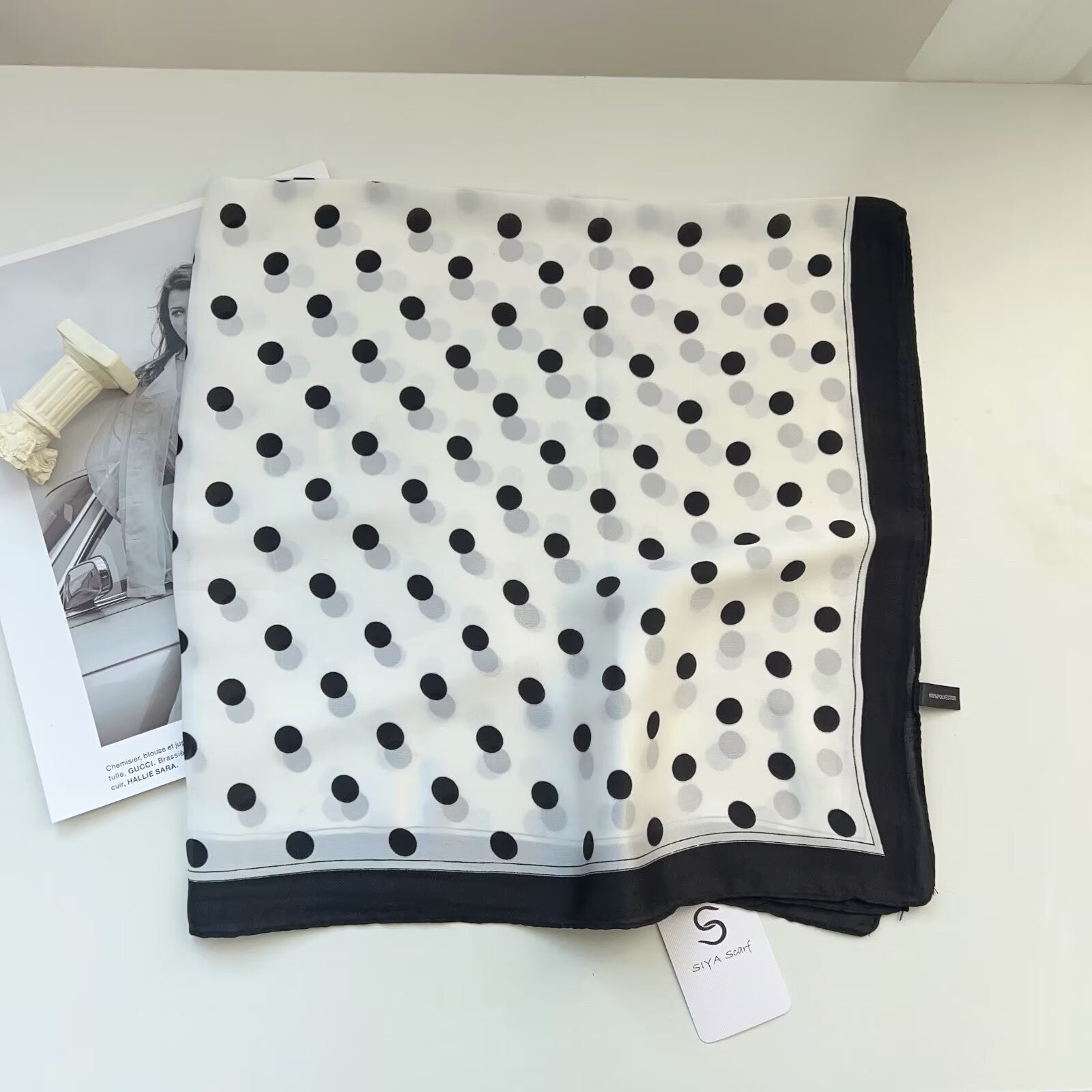 Foulard Carré touche soie 70cmx70cm (x12)#30