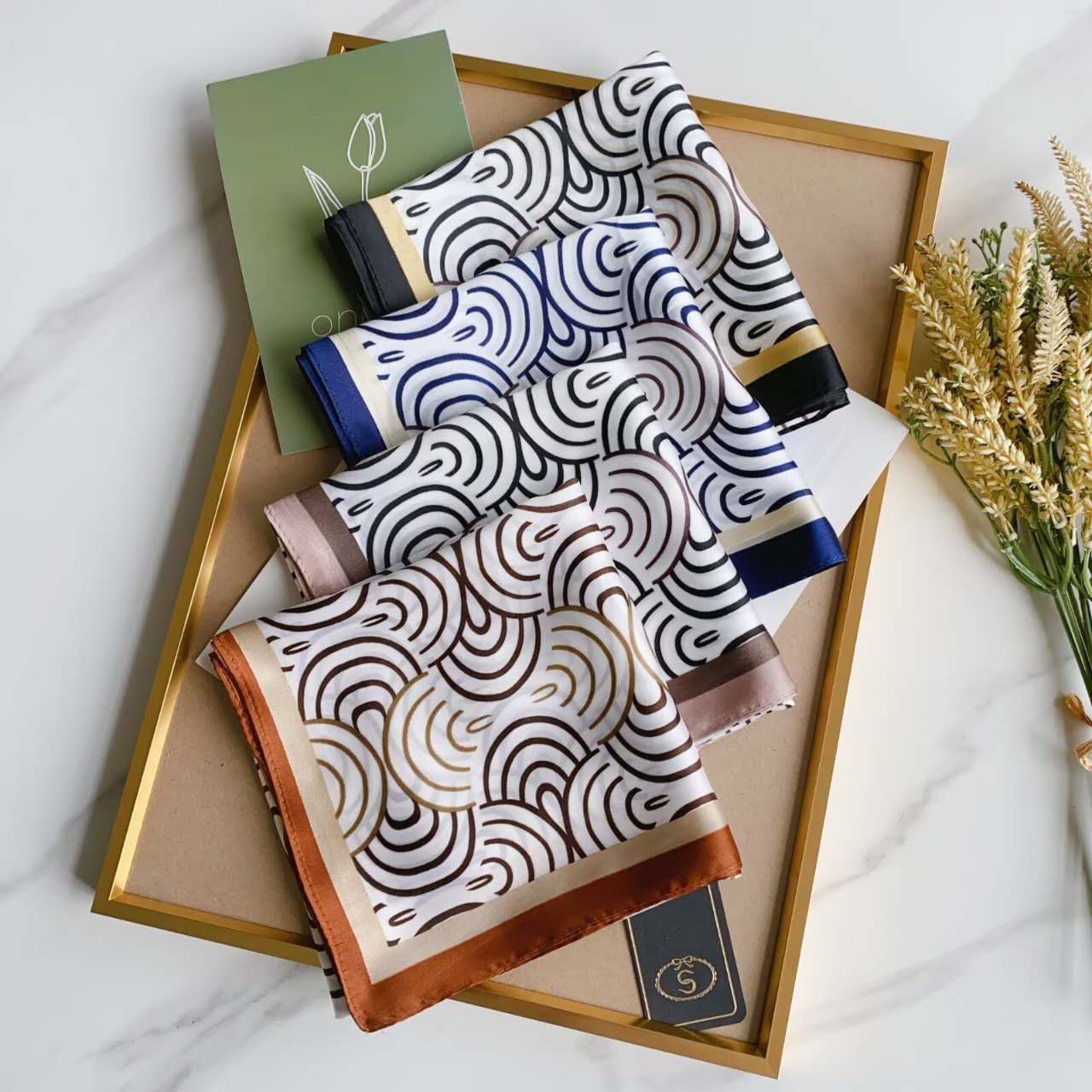 Foulard Carré touche soie 70cmx70cm (x12)#29