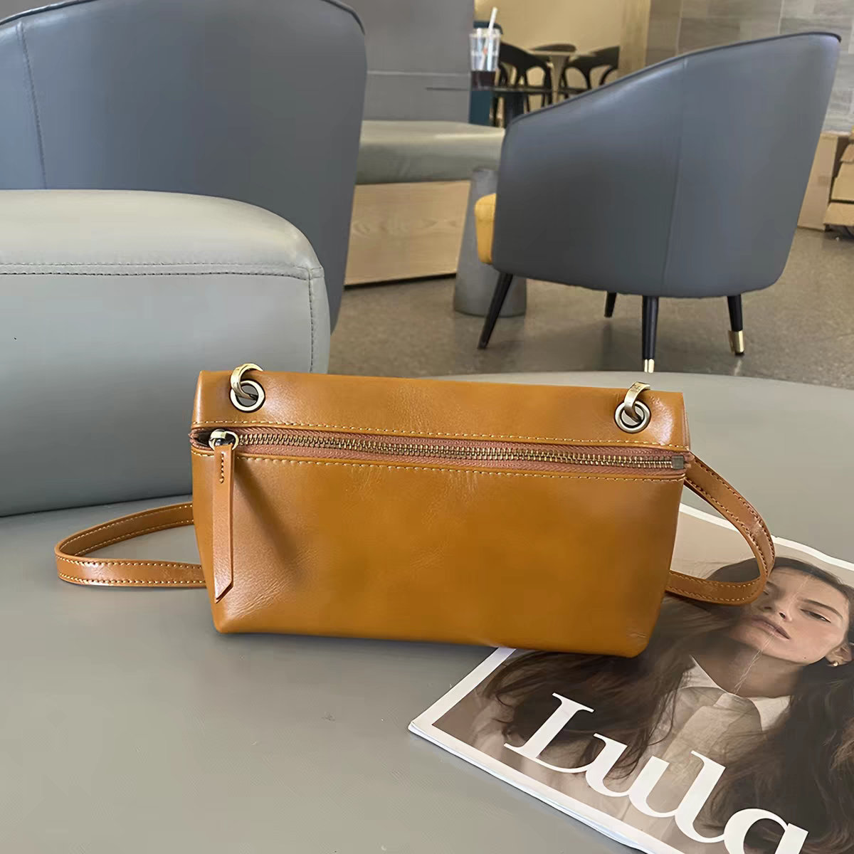 Sac bandoulière cuir véritable modèle Asana (X6)