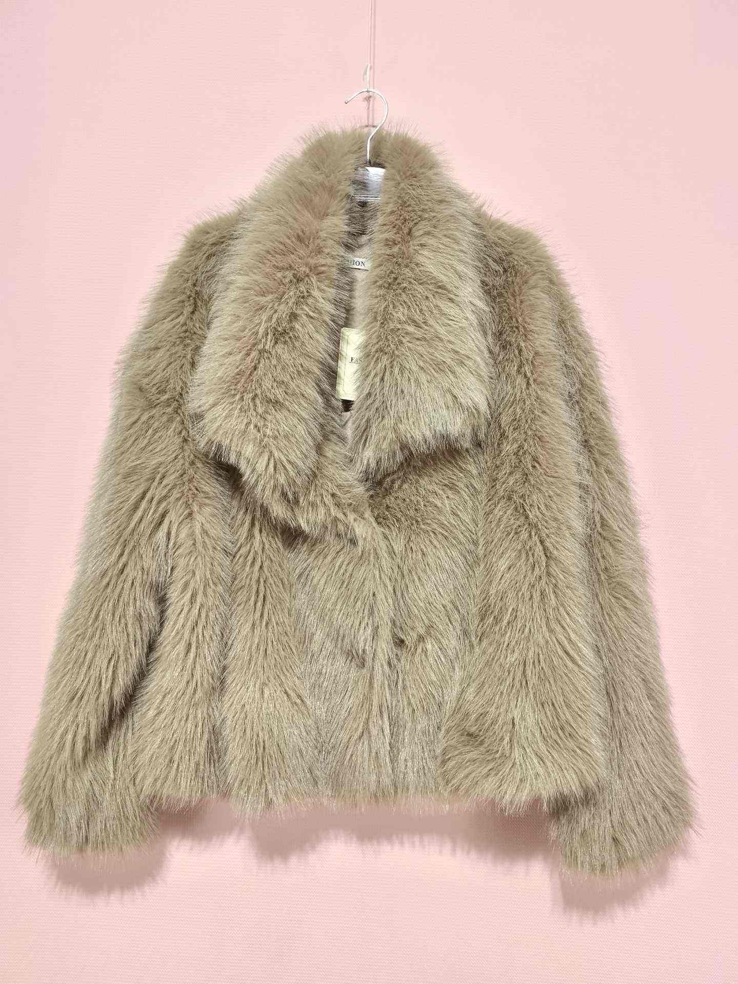 fourrure court  (x3)