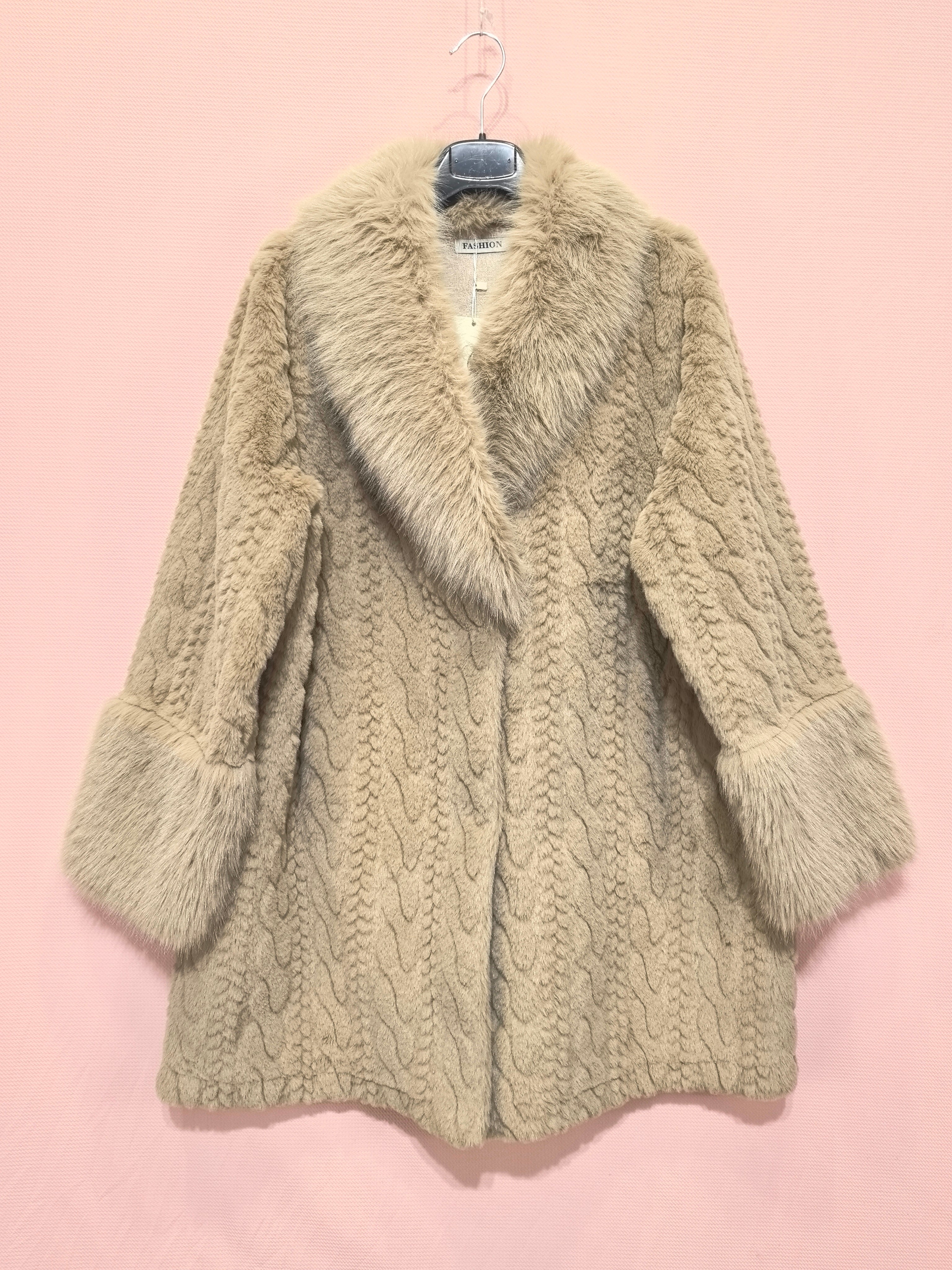 Fourrure Et Intérieur En Daim(x3)