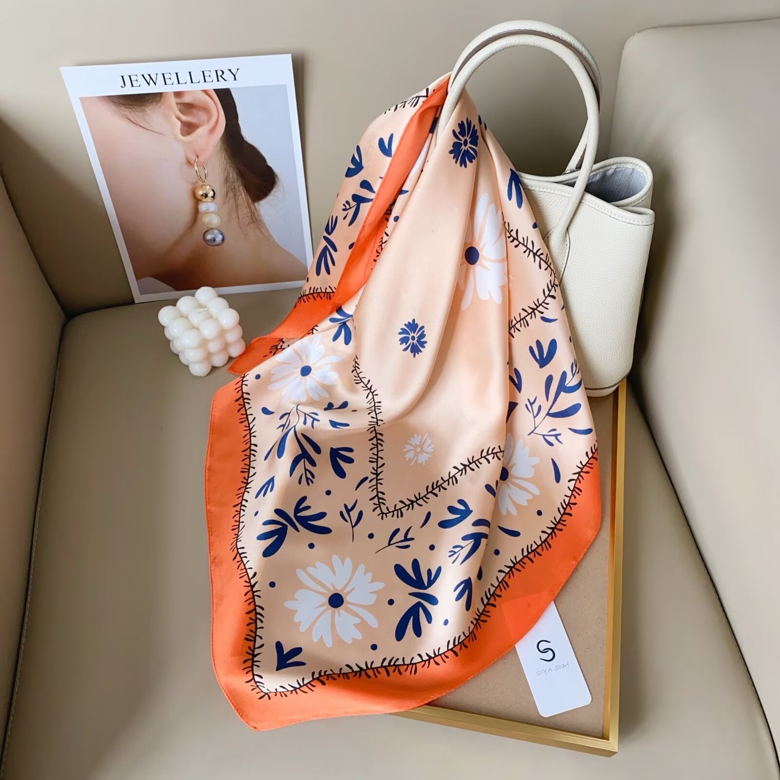Foulard Carré touche soie 70cmx70cm (x12)#24