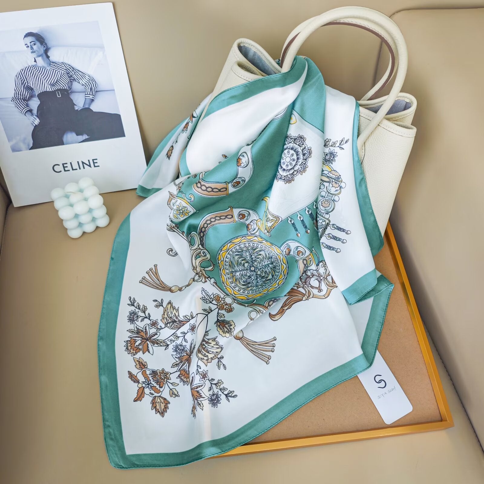 Foulard Carré touche soie 70cmx70cm (x12)#19