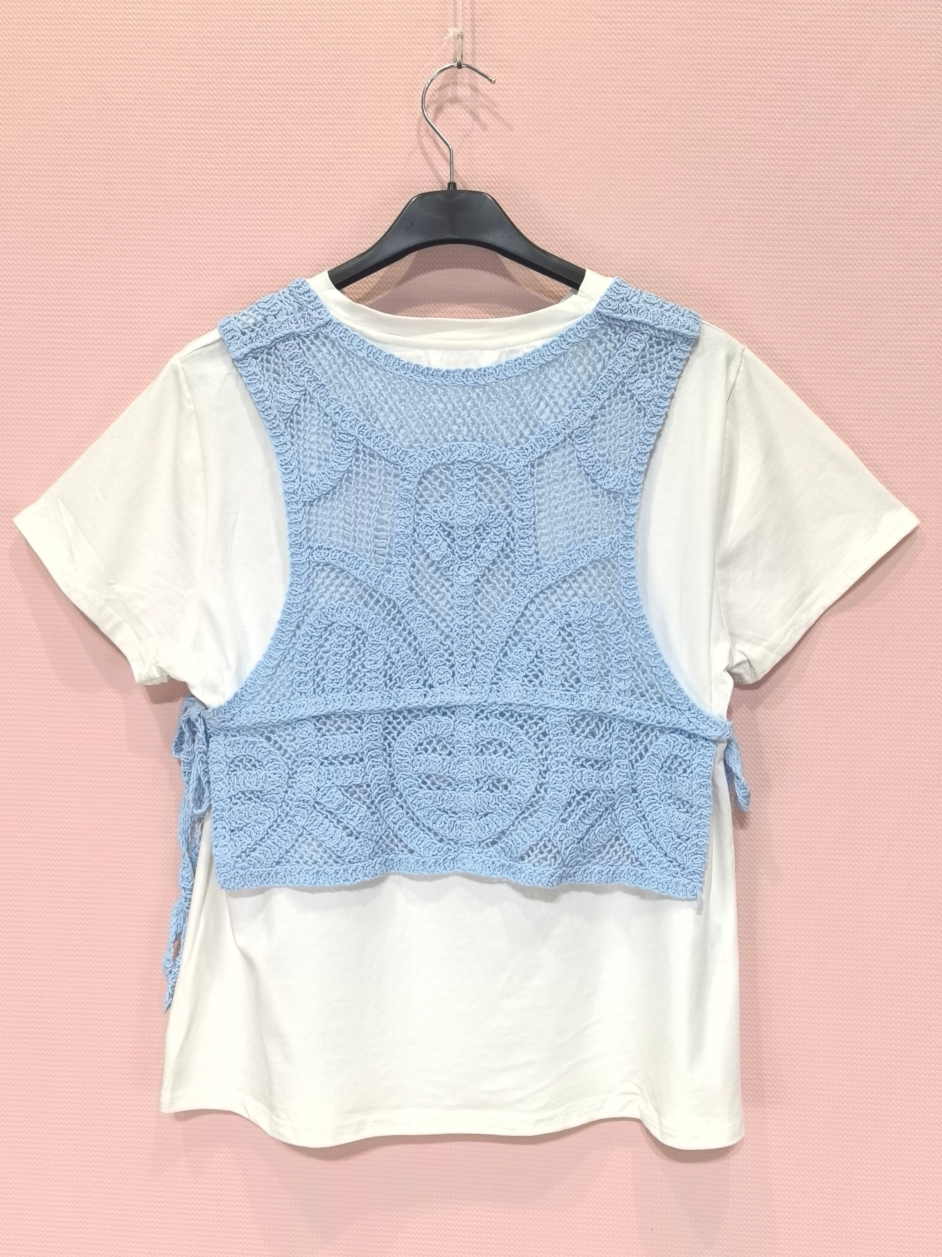 T-shirt blanc avec débardeur crocheté superposé（x8）