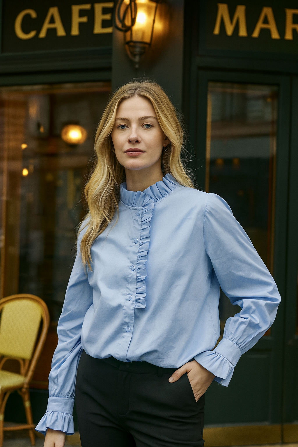 Chemise col volanté